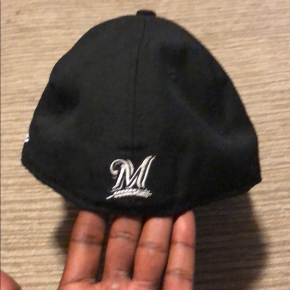 Hat - Picture 5 of 8